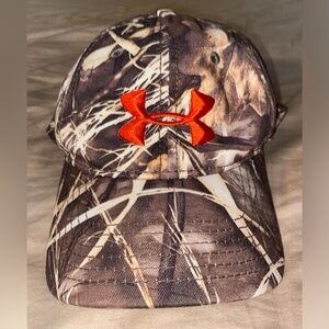 Under Armour baseball style hat